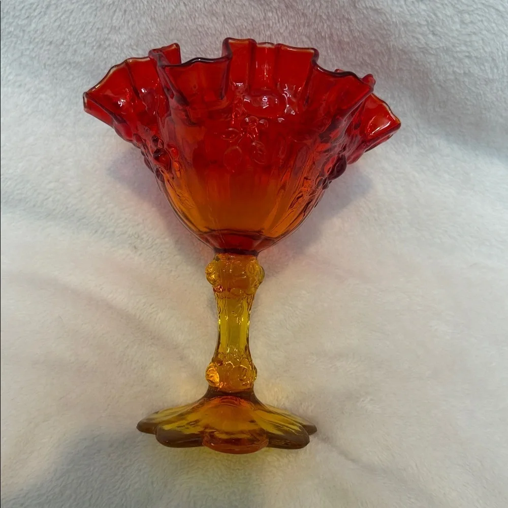 Fenton Ambèrina Ruffled Glass Thumbprint 6inch Pedestal Compote